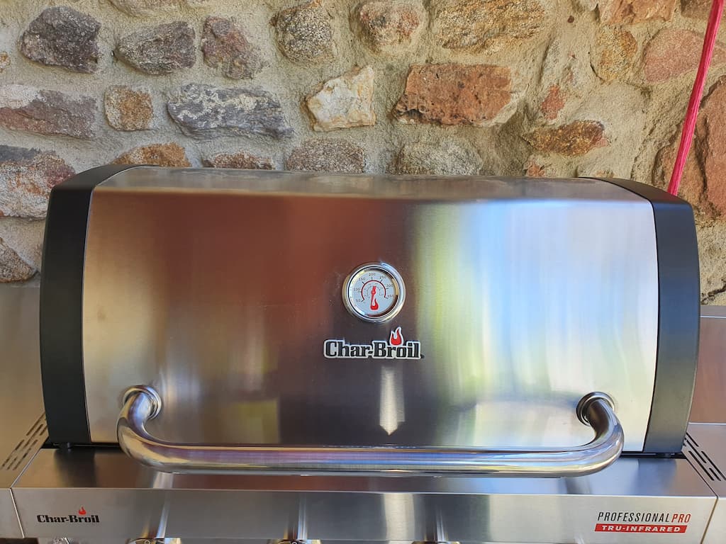 Test du Barbecue Char-Broil Professional Pro S4