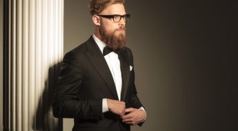 Quel type de tenue un homme peut-il porter dans un casino