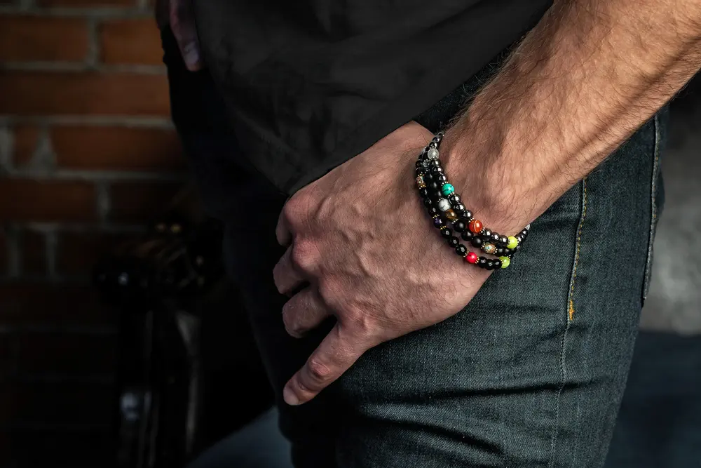 habiller son poignet avec élégance