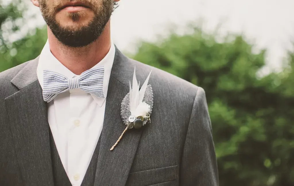 Comment choisir le costume parfait pour un mariage