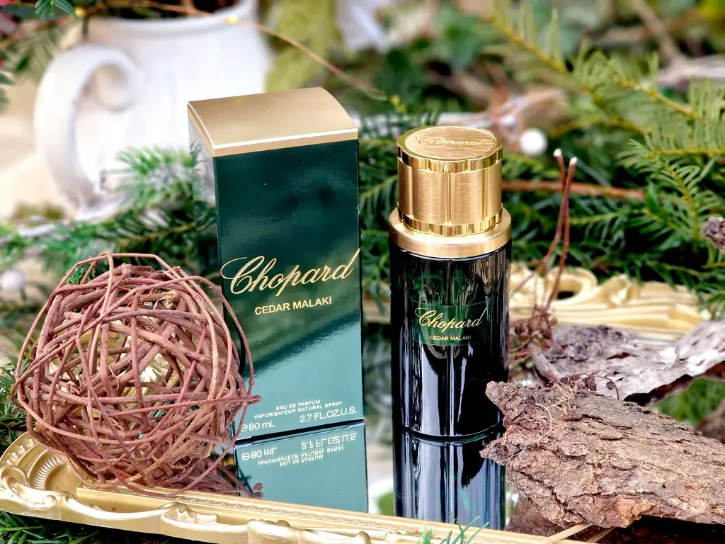 Flacon vert & doré Cedar Malaki eau de parfum homme boisé aromatique