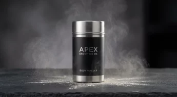 Poudre intime pour homme - produit cosmétique moderne sur fond sombre minimaliste